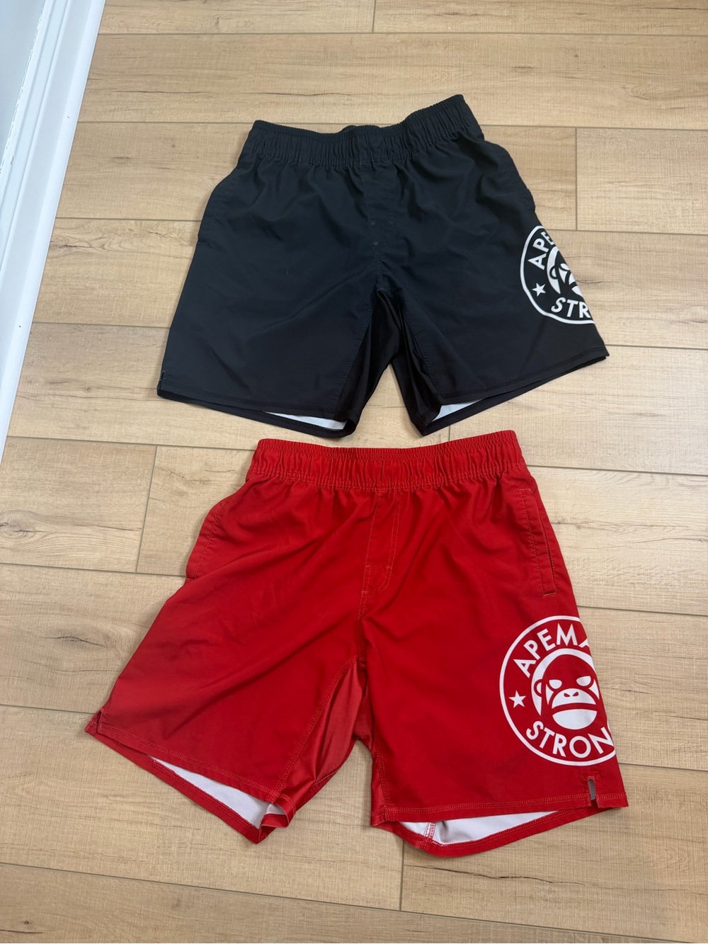 Apeman Strong Athletic Training Shorts Mens Size 34 Lot 2 Black Red Gym CrossFit